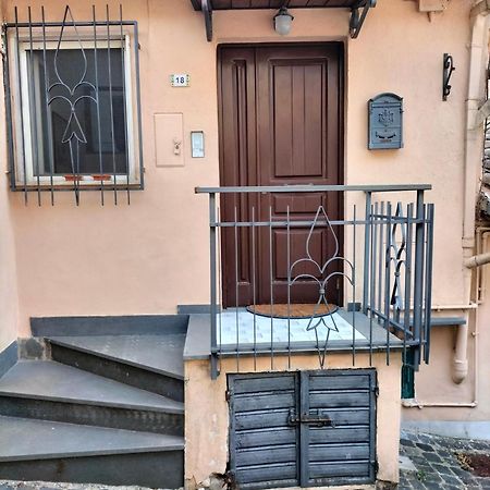Piazza Varese Valentano Exterior foto